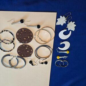 Lot of Fashion Earrings